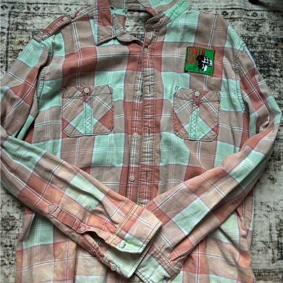 Green Day flannel - Picture 3 of 4